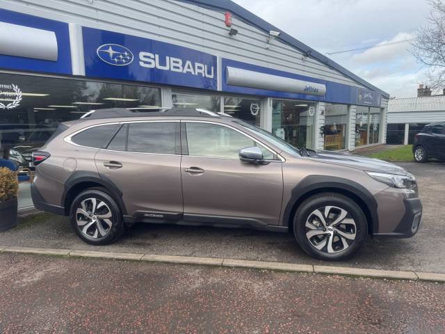 2022 Subaru Outback 2.5i Touring 5dr Lineartronic